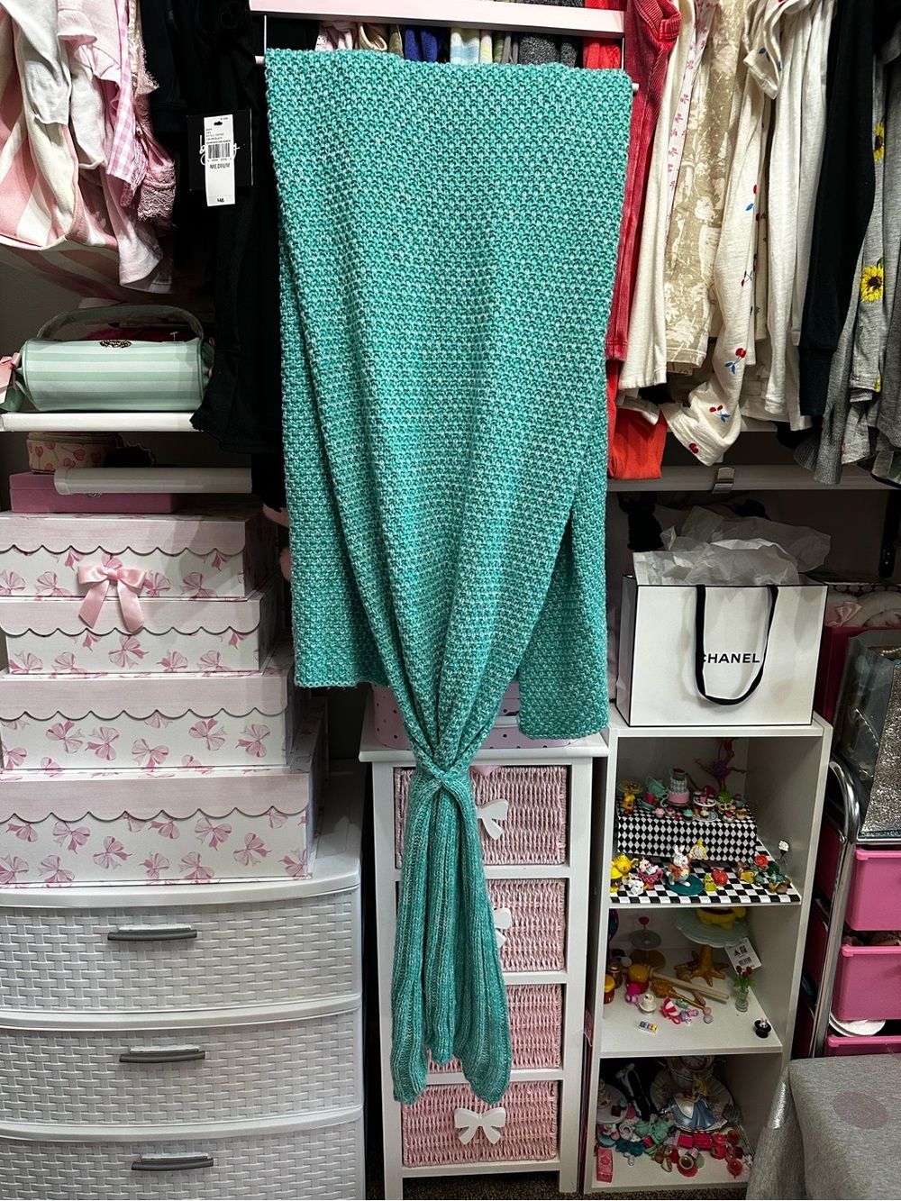 Sea Glass Green Croquet Mermaid Tail Blanket Throw